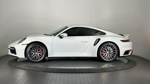 2022 Porsche 911 Turbo