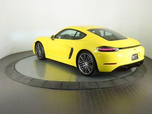 2025 Porsche 718 Cayman GTS 4.0