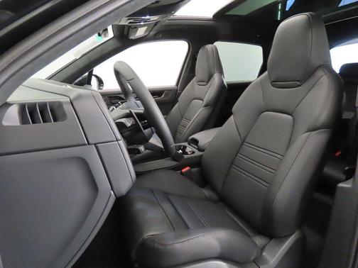 Black Metallic 2026 Porsche Cayenne GTS