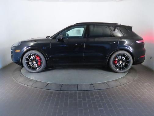 Black Metallic 2026 Porsche Cayenne GTS