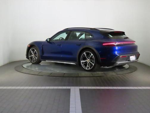 2024 Porsche Taycan 4