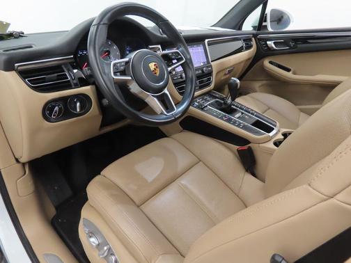 2021 Porsche Macan S