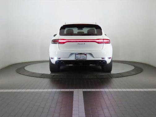 2021 Porsche Macan S