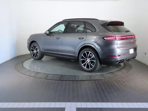 2026 Porsche Cayenne Base