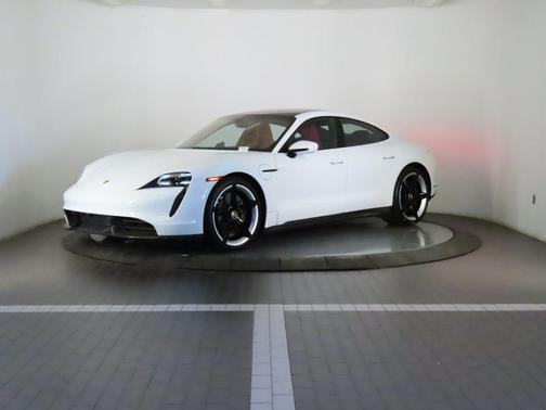 2020 Porsche Taycan Turbo S