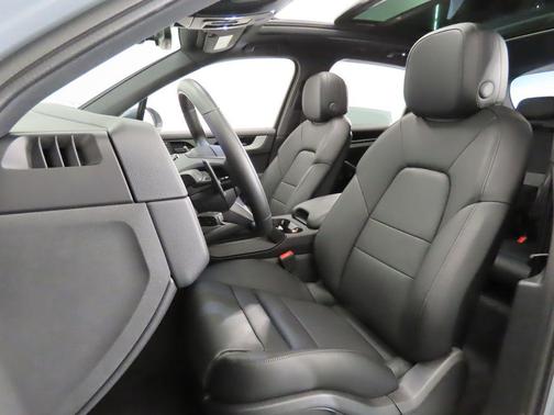2025 Porsche Cayenne S
