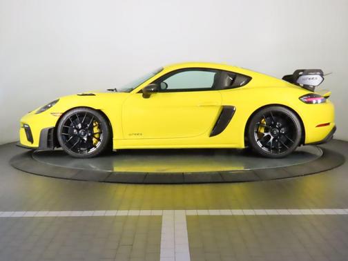2024 Porsche 718 Cayman GT4 RS