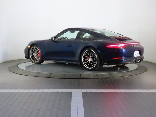 2017 Porsche 911 Carrera 4S