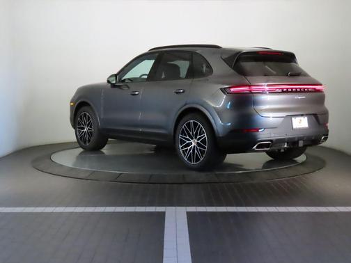 2025 Porsche Cayenne Cayenne
