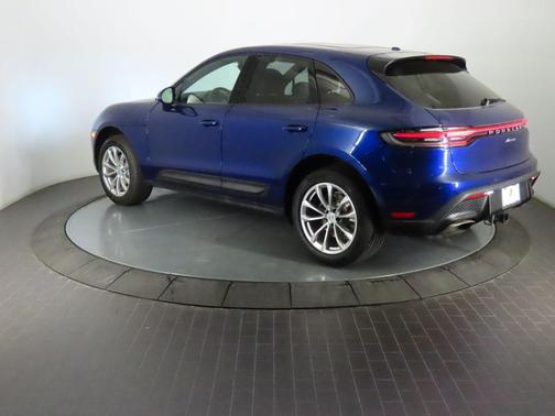 Gentian Blue Metallic 2024 Porsche Macan T