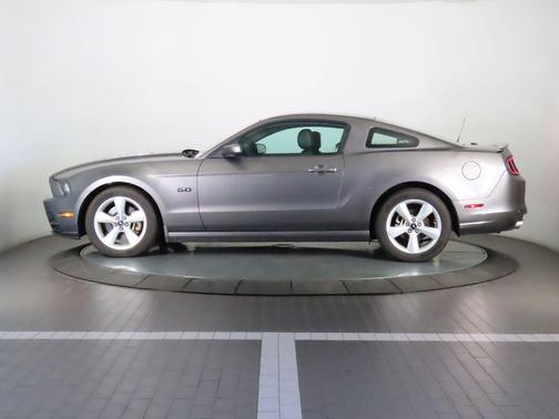 2013 Ford Mustang GT Premium