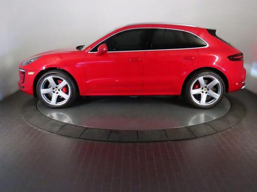 2018 Porsche Macan GTS