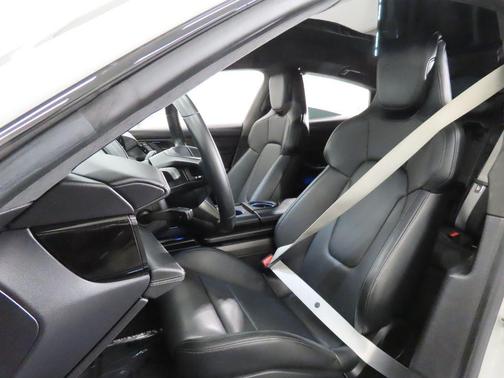 2021 Porsche Taycan Turbo S