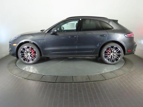 Volcano Grey Metallic 2026 Porsche Macan S
