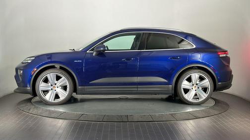 2024 Porsche Macan 4