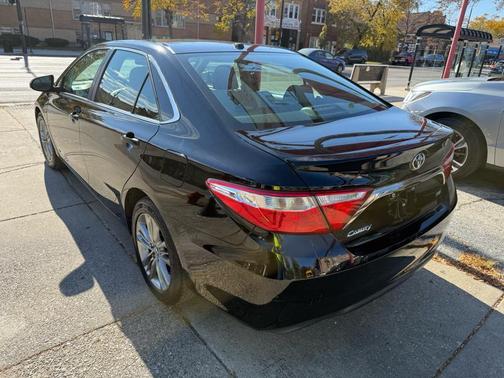 2016 Toyota Camry SE