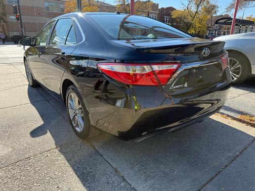 2016 Toyota Camry SE