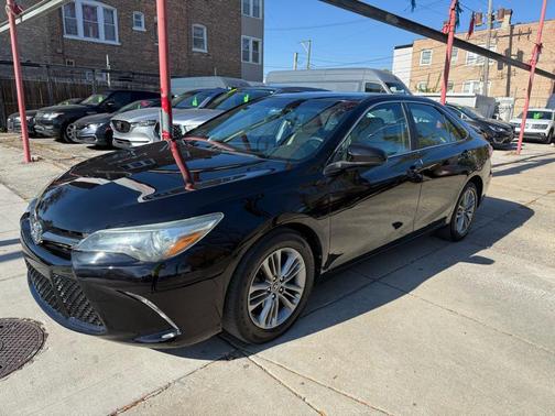 2016 Toyota Camry SE