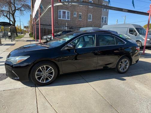 2016 Toyota Camry SE