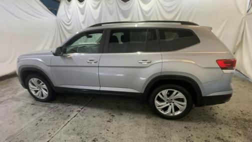 2022 Volkswagen Atlas 3.6L SE w/Technology