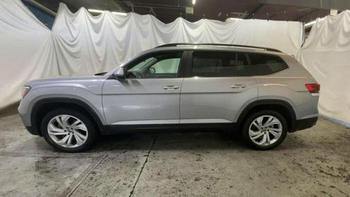 2022 Volkswagen Atlas 3.6L SE w/Technology