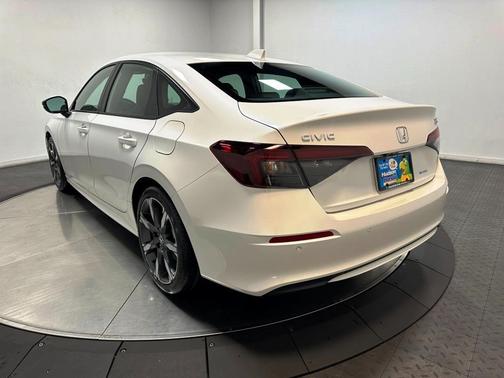 2025 Honda Civic Hybrid