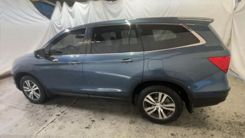 2017 Honda Pilot EX-L w/ Navigation