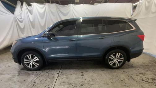 2017 Honda Pilot EX-L w/ Navigation