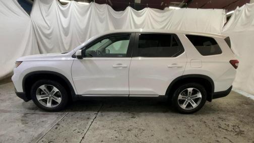 2023 Honda Pilot EX-L 8-Passenger