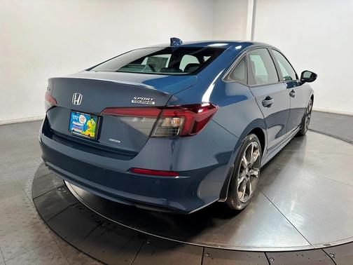 2025 Honda Civic Hybrid 