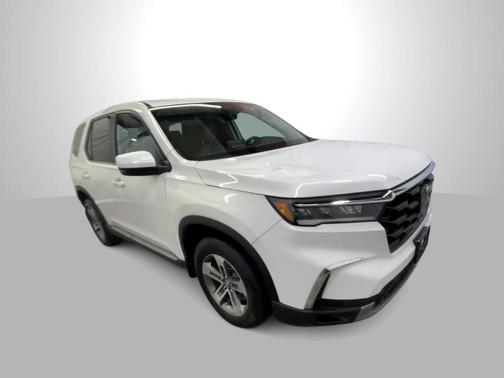 2023 Honda Pilot EX-L 8-Passenger