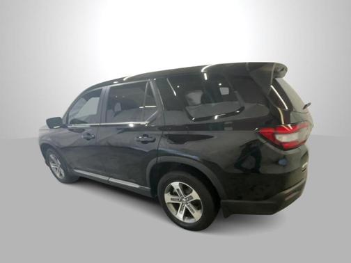 2023 Honda Pilot EX-L 8-Passenger