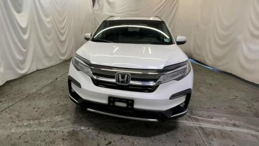 2022 Honda Pilot Touring 8-Passenger