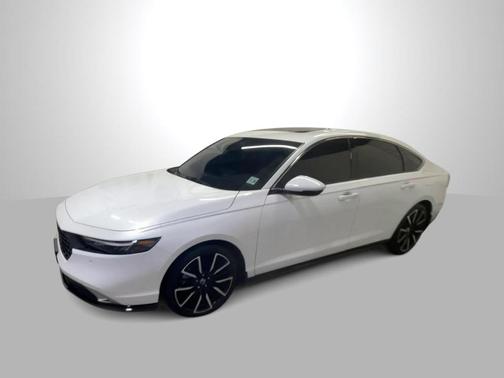 2023 Honda Accord Hybrid Touring