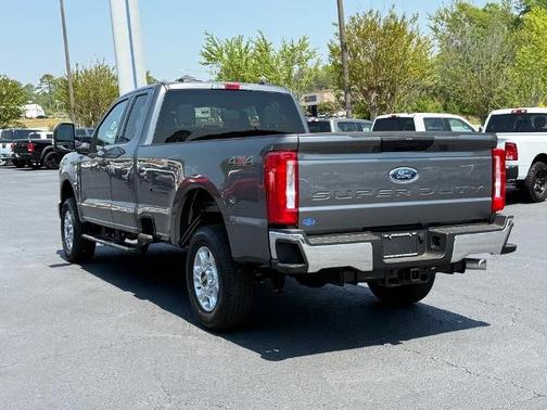 2025 Ford F-250 XLT