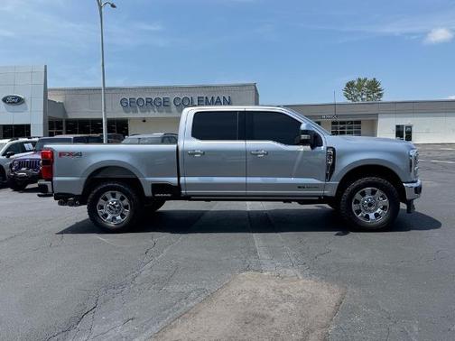 2024 Ford F-350 LARIAT SUPER DUTY