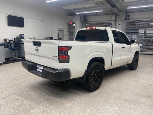 2023 Nissan Frontier S