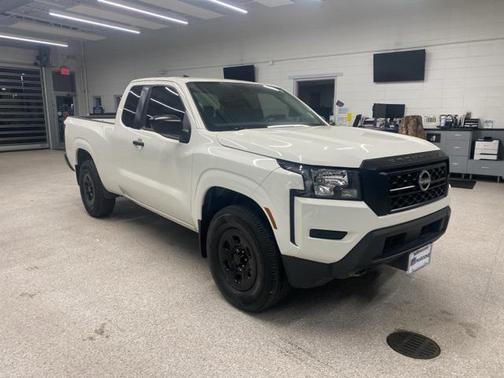 2023 Nissan Frontier S