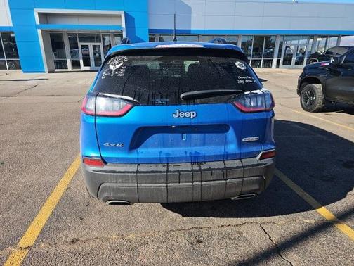 2022 Jeep Cherokee Latitude Lux