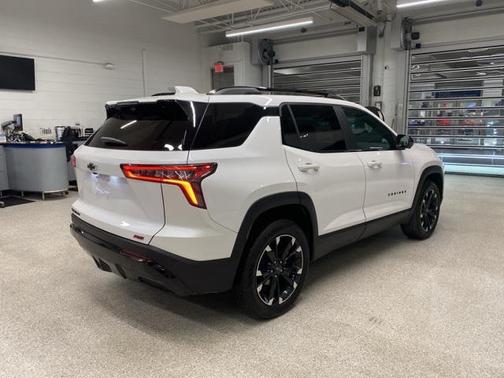 2025 Chevrolet Equinox AWD RS