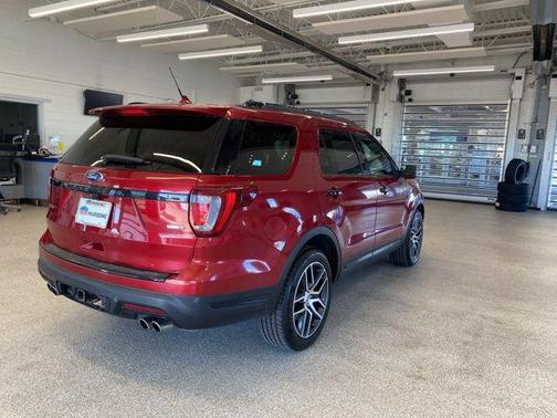 2018 Ford Explorer Sport
