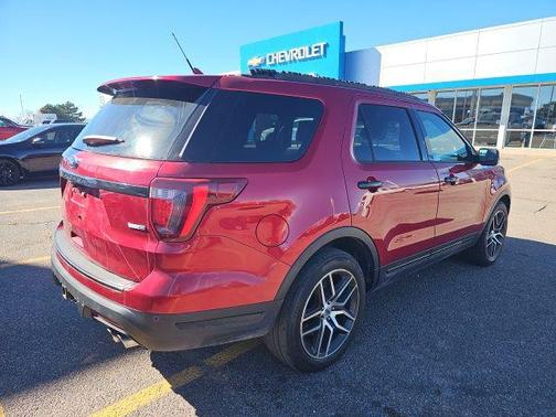 2018 Ford Explorer Sport