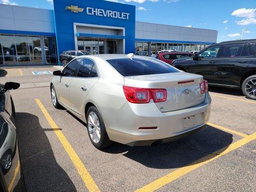 Champagne Silver Metallic 2016 Chevrolet Malibu Limited LTZ