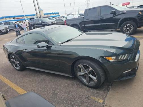 2016 Ford Mustang EcoBoost