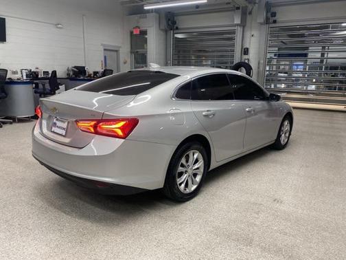 2021 Chevrolet Malibu FWD LT