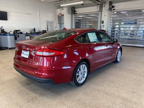 2019 Ford Fusion Hybrid SE