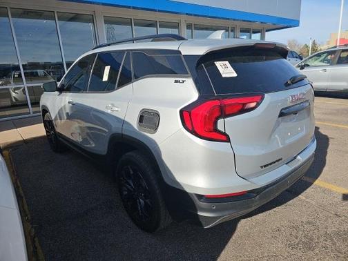 2021 GMC Terrain SLT