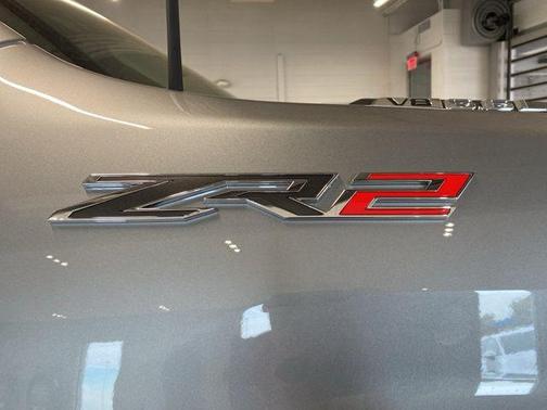 Sterling Gray Metallic 2026 Chevrolet Silverado 2500 Crew Cab, Standard Bed, XR2, 4WD