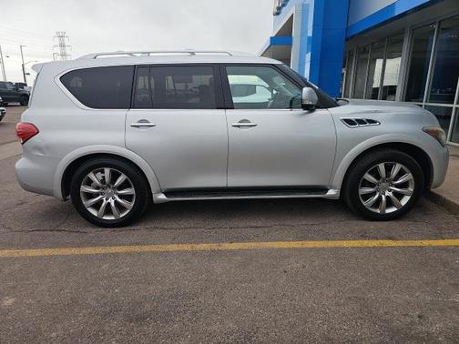 2012 INFINITI QX56 Base