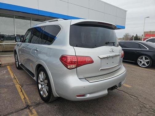 2012 INFINITI QX56 Base